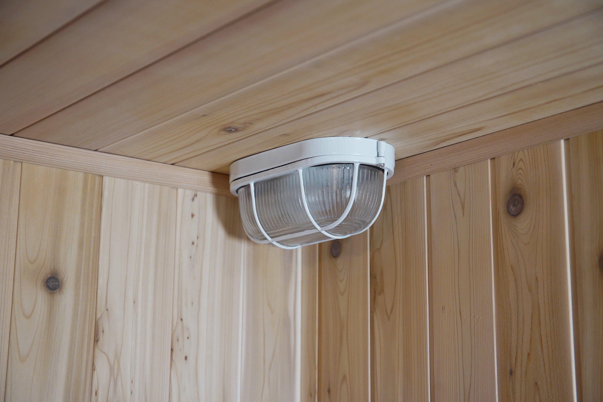 ValiroWood- Hampton 3 Person Indoor Traditional Sauna w/ Double Bench-Sauna-valiro­wood